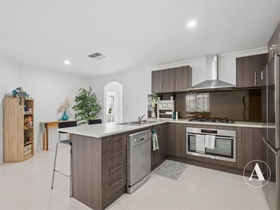 49A Hopkinson Way, Wilson WA 6107