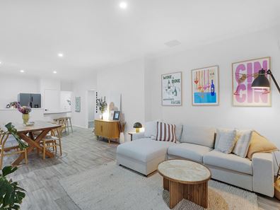 2/23 Cooper Street, Madeley WA 6065