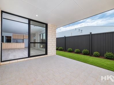 17 Sundowner Road, Bullsbrook WA 6084