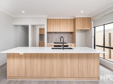 17 Sundowner Road, Bullsbrook WA 6084