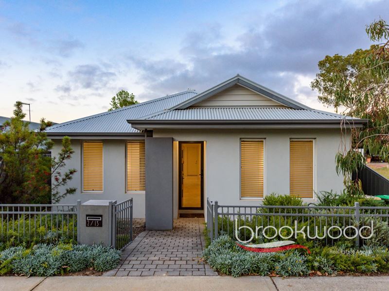 2/13 Craig Street, Mundaring WA 6073