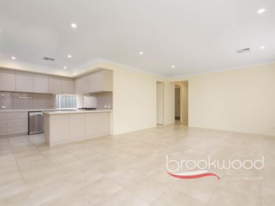 2/13 Craig Street, Mundaring WA 6073