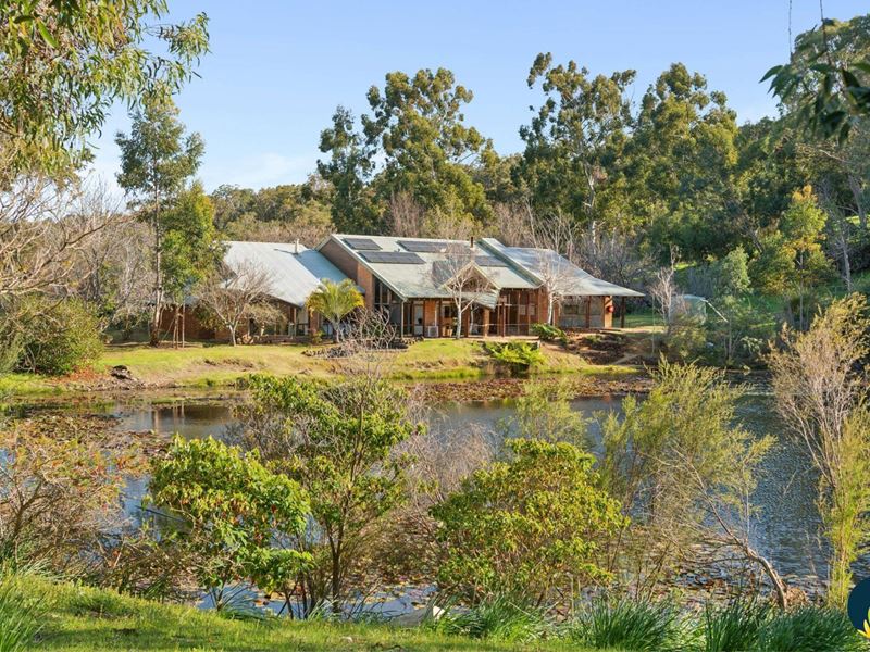 250 Carradine Road, Bedfordale