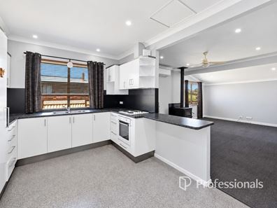 37 Evans Street, Collie WA 6225