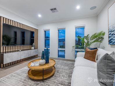 74 Selacosa Avenue, Jindalee WA 6036