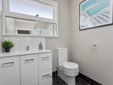Room 4/ 45 Rhodes Crescent, Calista WA 6167