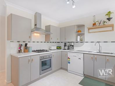 9 Trio Crescent, Mckail WA 6330