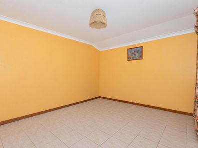 25 Dellar Road, Maddington WA 6109