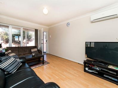 2/15 Danehill Way, Balga WA 6061