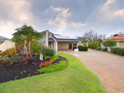 10 Prescott Court, Parkwood WA 6147