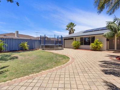 7 Shell Court, Beldon WA 6027