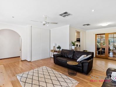 12 Waterford Drive, Hillarys WA 6025