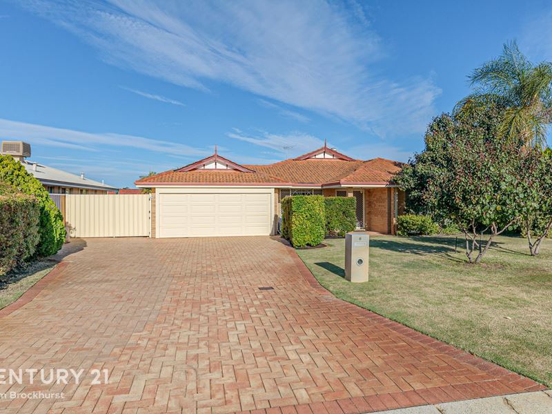 6 Aladdin Court, Huntingdale