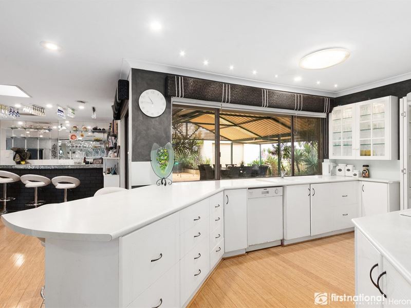 37 Sandpiper Loop, Yangebup
