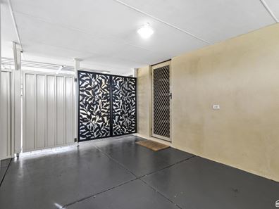 227 Seville Drive, Seville Grove WA 6112