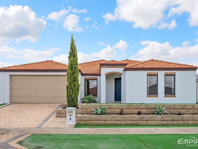 9 Normanby Bend, Success