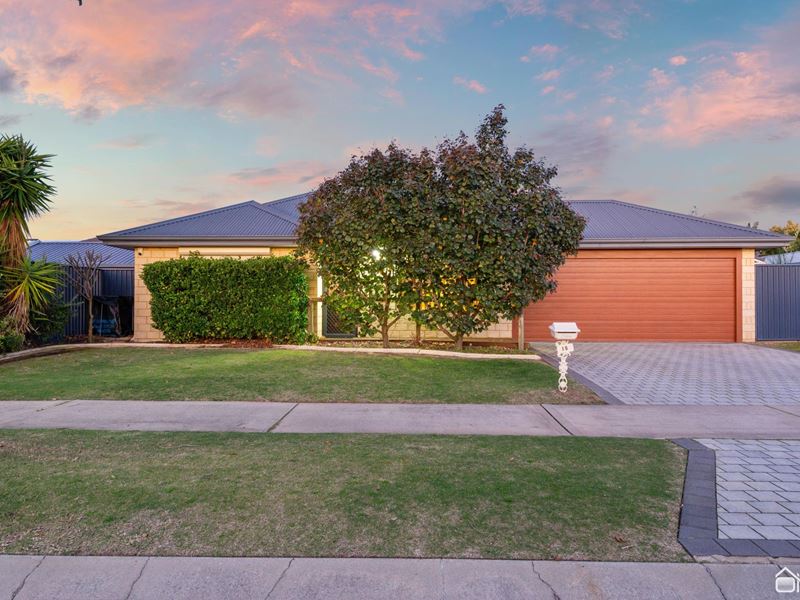 10 Mintberry Gardens, Byford WA 6122