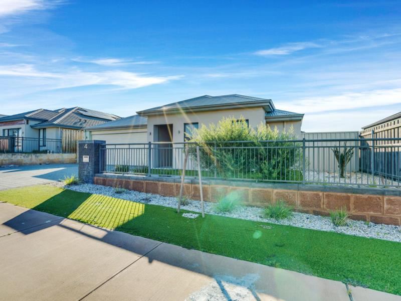 4 Warrego Outlook, Ellenbrook