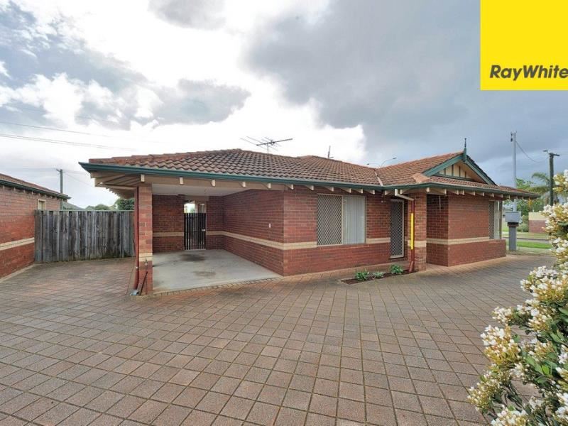 4/49 Mathoura Street, Midland