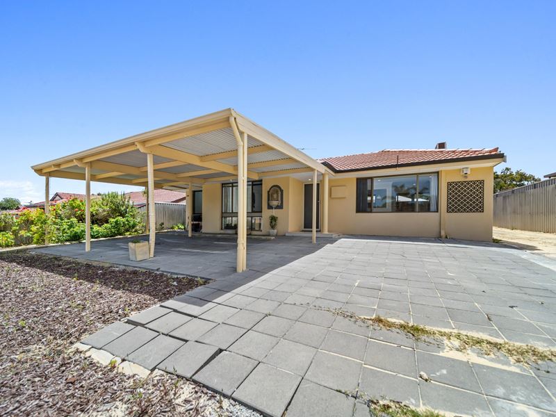 14 Allinson Drive, Girrawheen WA 6064