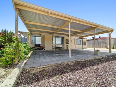 14 Allinson Drive, Girrawheen WA 6064