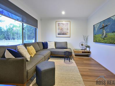 107 Bottlebrush Drive, Kiara WA 6054