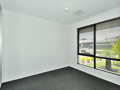 5 Ornate Glade, Aveley WA 6069
