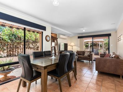 244A Riseley Street, Booragoon WA 6154