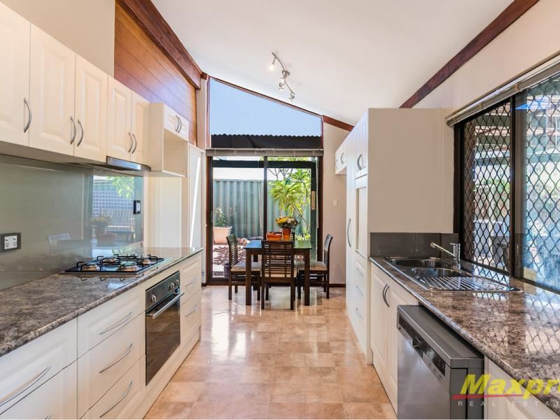 2 Edgeware Street, Lynwood