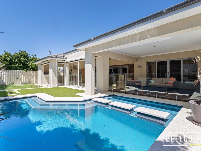 11 Cascade Avenue, Dianella