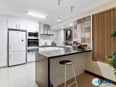 12 Westerly Way, Cooloongup WA 6168