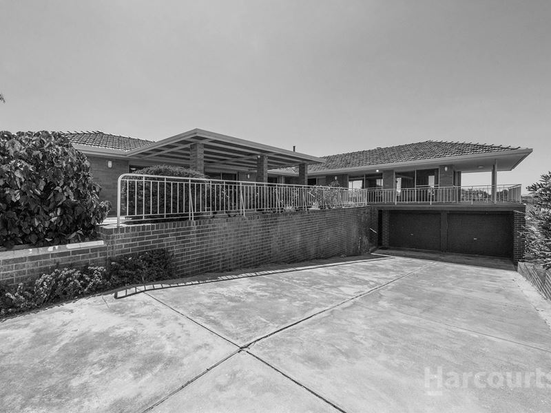 7 Muir Place, Halls Head