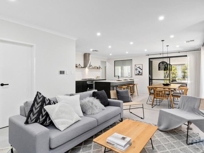 12 Ashford Street, Aveley WA 6069