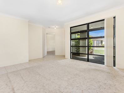 24 Langston Close, Port Kennedy WA 6172