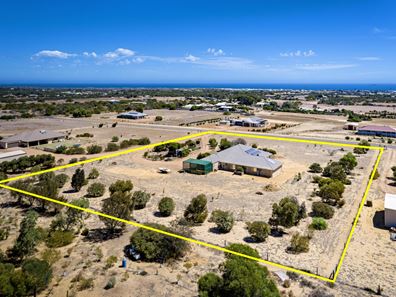 18 Dolbys Drive, Waggrakine WA 6530