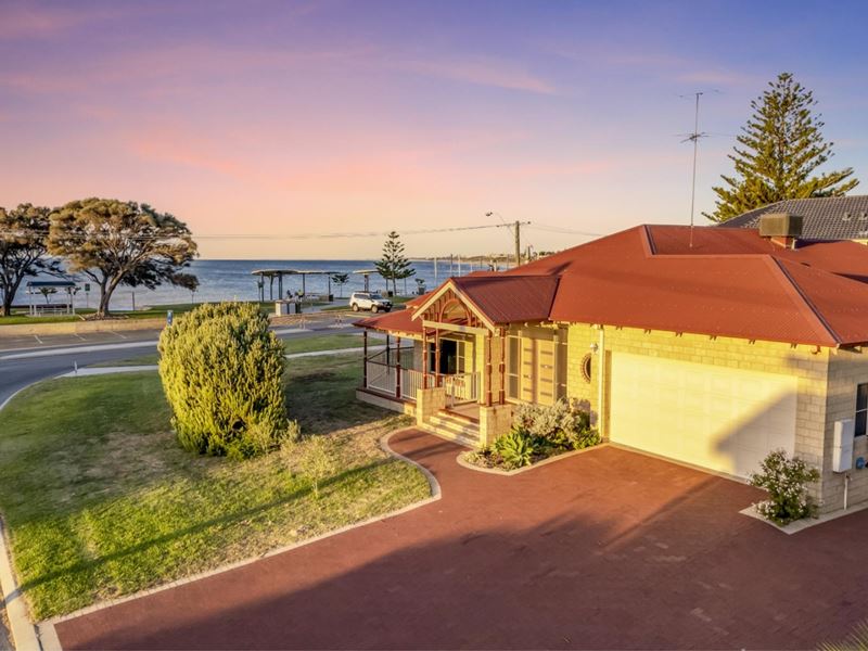 13 Spinaway Parade, Falcon
