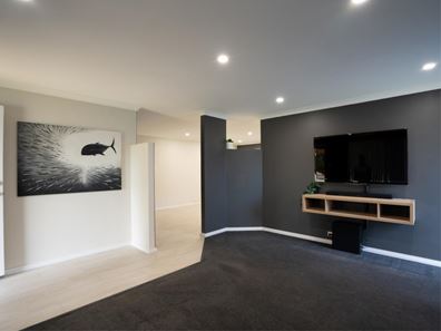 86 Brown Crescent, Seville Grove WA 6112