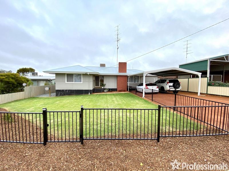 34 Eaton Street, Goomalling