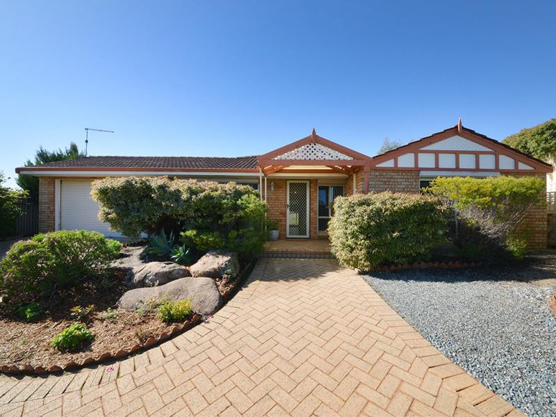 15 Porongurup Drive, Clarkson WA 6030