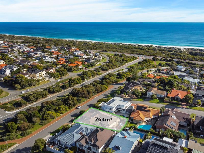 4 Yaltara Road, City Beach WA 6015