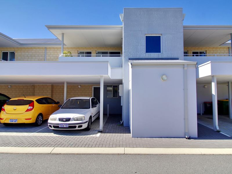 12/38 Lake Street, Rockingham