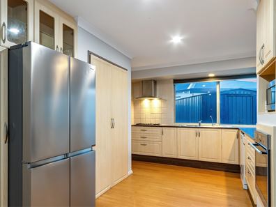 40 Bainbridge Mews, Currambine WA 6028