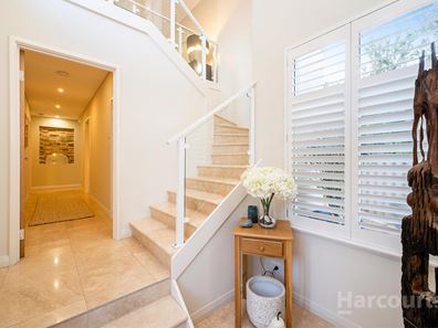 4A Ozone Court, Halls Head WA 6210