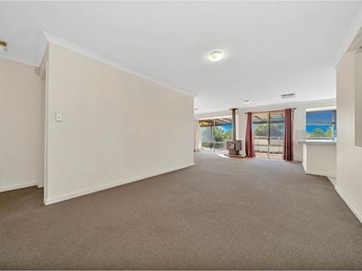 12 Whiston Crescent, Clarkson WA 6030