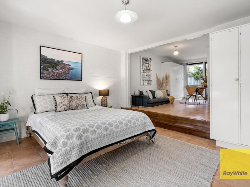 6/14 Mcnamara Way, Cottesloe