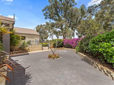 32 Birdsville Dr, Baldivis WA 6171