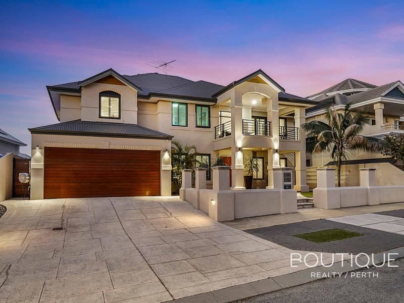 12 Canarias Way, Hillarys WA 6025