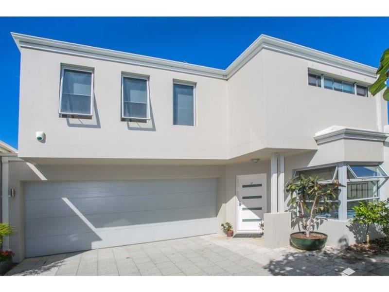 61d Hillsborough Drive, Nollamara