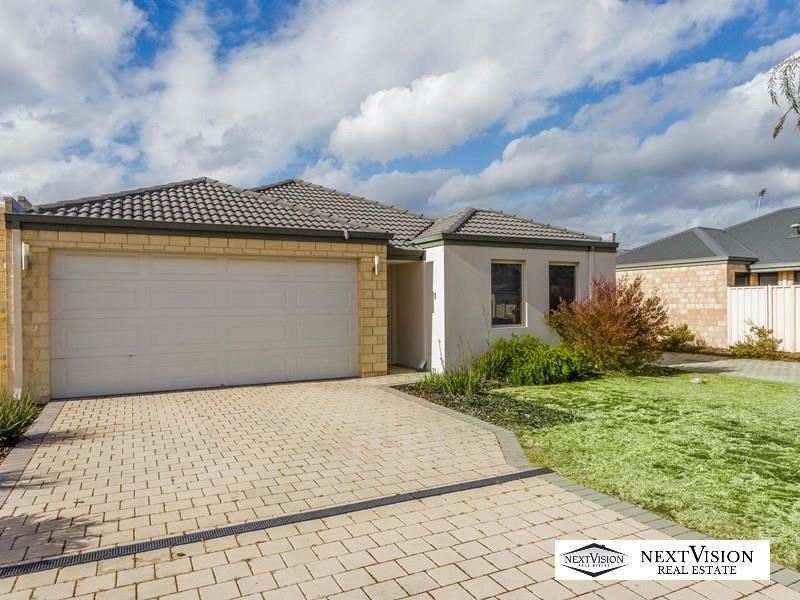 5/12 Peppermint Gardens, Aubin Grove