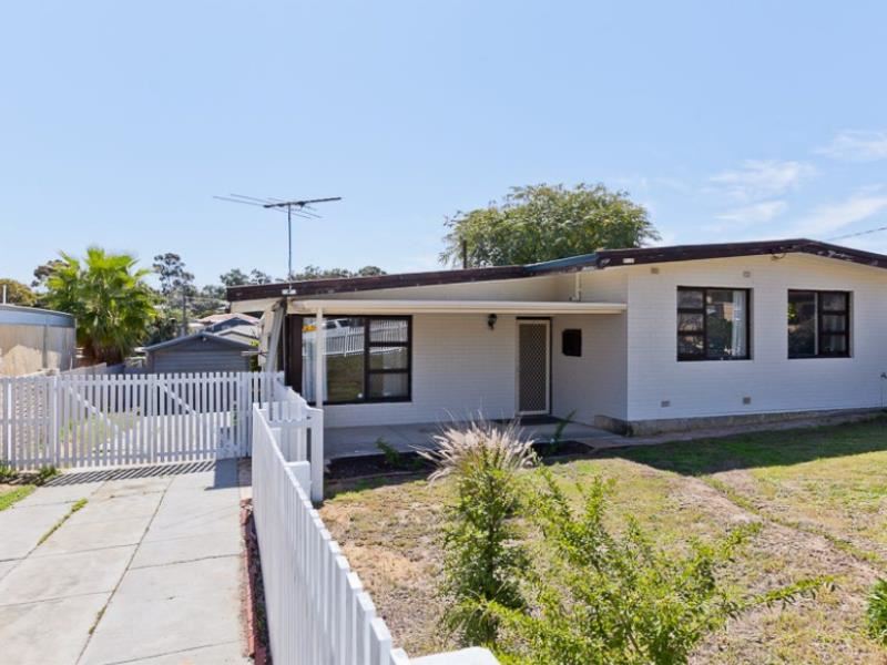 50 Roxwell Way, Girrawheen